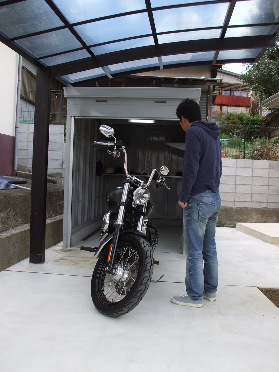 熊取町 外構工事 バイク保管庫 高級カーポート ワイズプランニング 大阪府岸和田市 堺市の外構 造園 エクステリア リフォーム工事